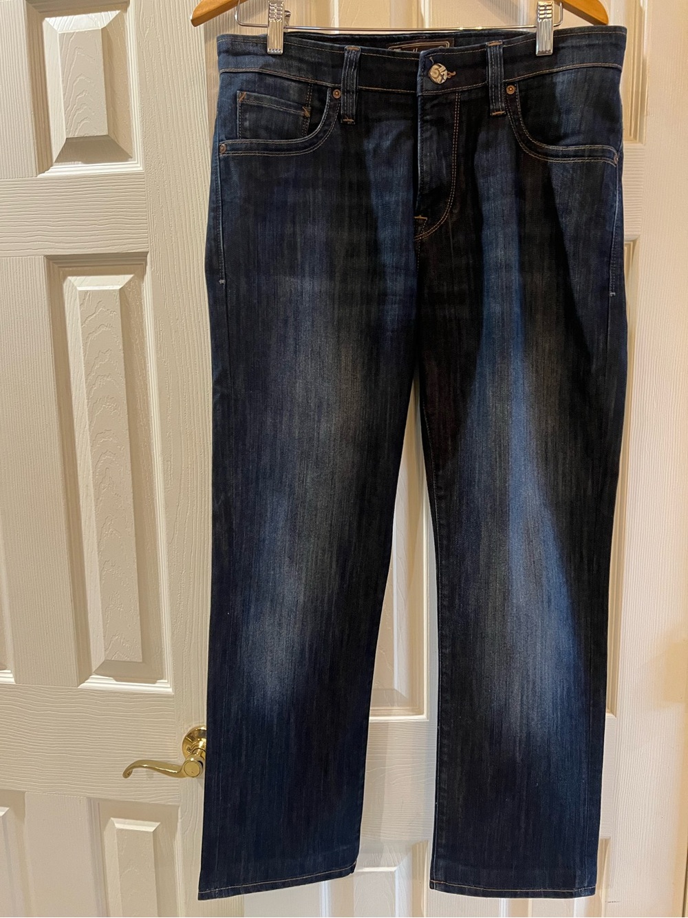 Classic Straight Men’s Jeans in Dark Blue Wash
